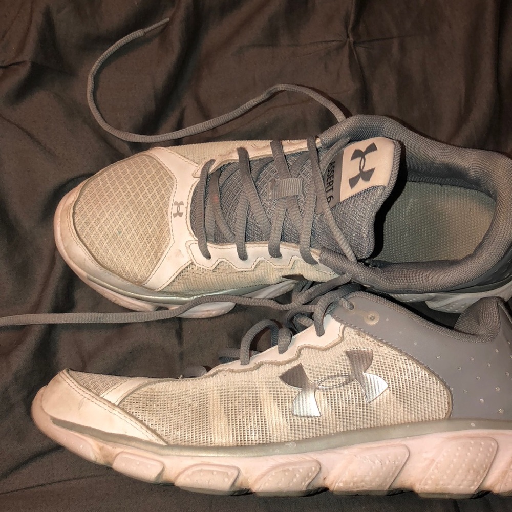 Under armor shoes
